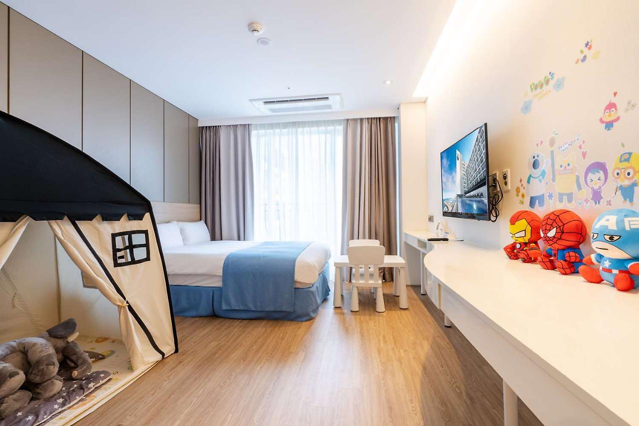 Hotel Whistlelark Jeju Buitenkant foto
