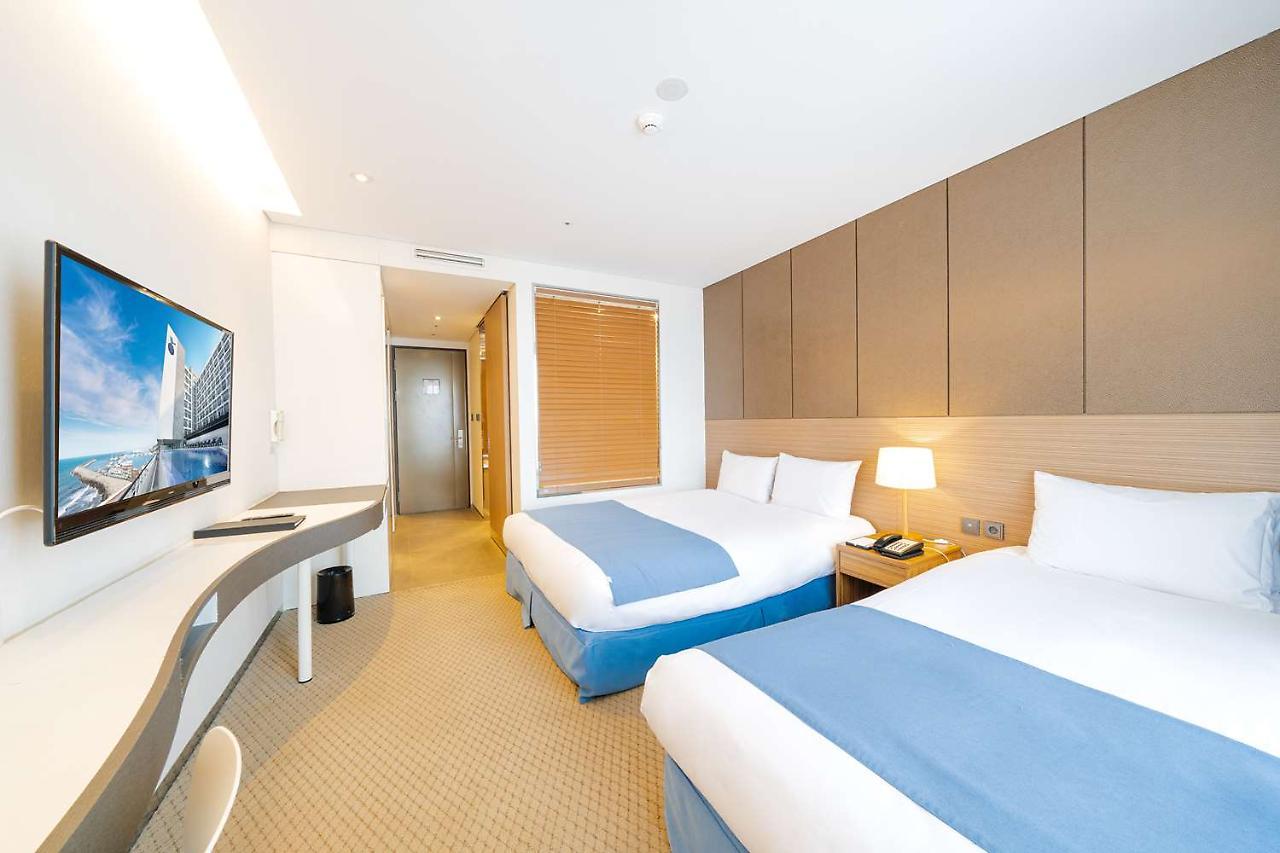 Hotel Whistlelark Jeju Buitenkant foto